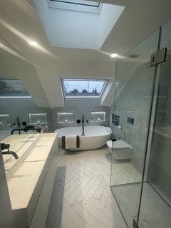 Recessed and feature lighting in a high specification bathroom